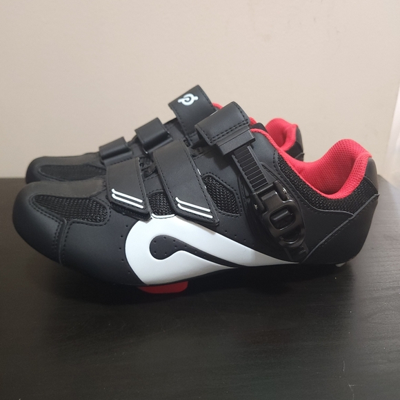Peloton Snap in Cycling Shoes - Picture 2 of 6